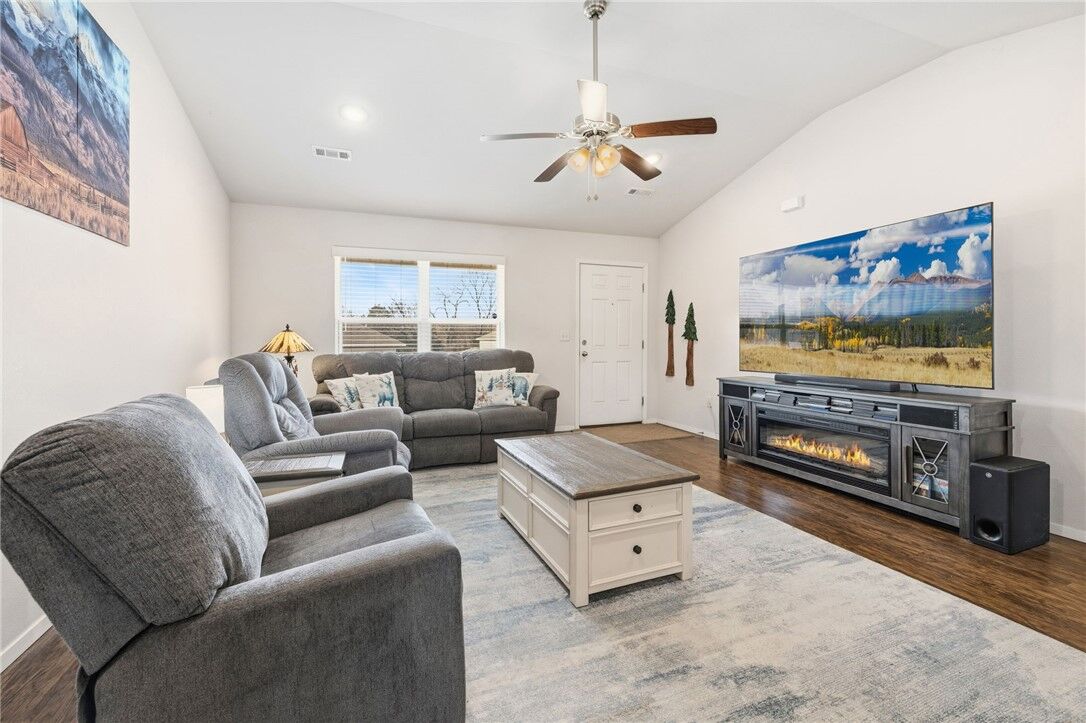 Property Photo: 244 Colton Street AR 72740