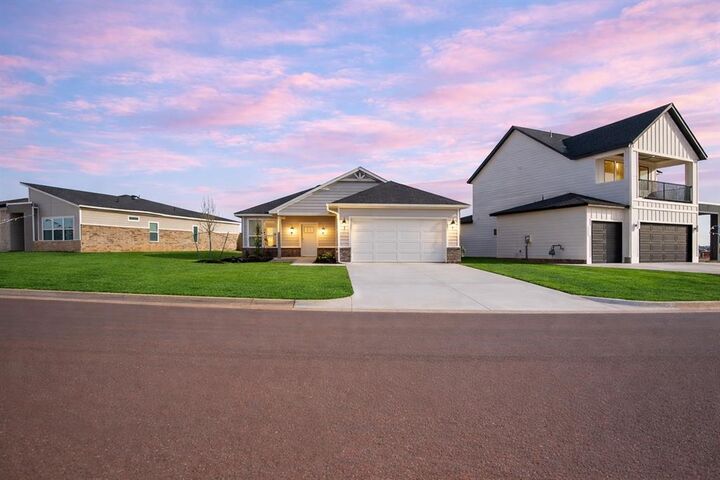 Property Photo:  18020 Anthem Boulevard  OK 73012 