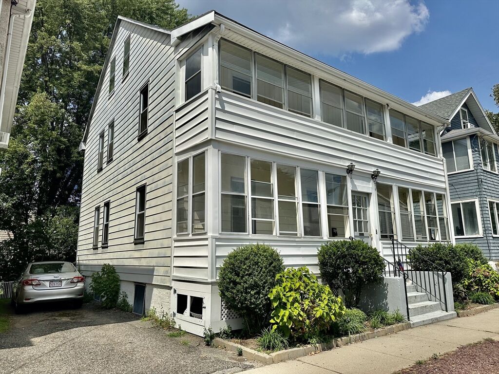 Property Photo:  65 Walnut St 2  MA 02478 