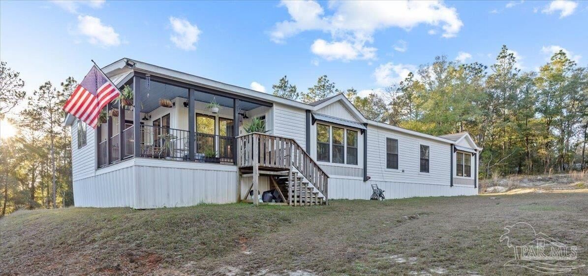 Property Photo:  5900 Riverchase Rd  FL 32583 