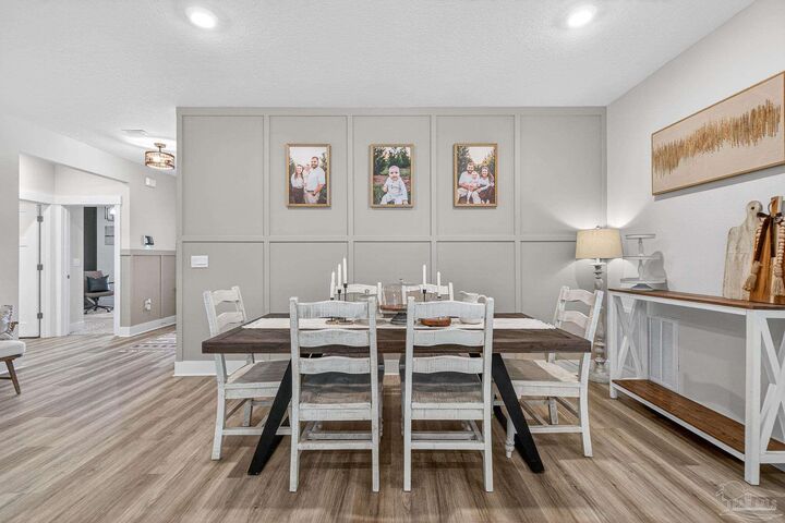 Property Photo:  6120 Rutherford Loop  FL 32526 