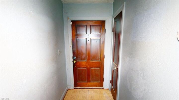 Property Photo:  3305 Dunkirk Ave  VA 23509 