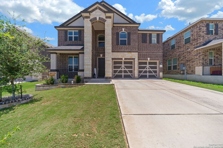 Property Photo:  327 Carlito Cv  TX 78148 