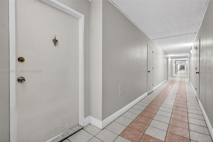 Property Photo:  7135 Collins Ave 1015  FL 33141 