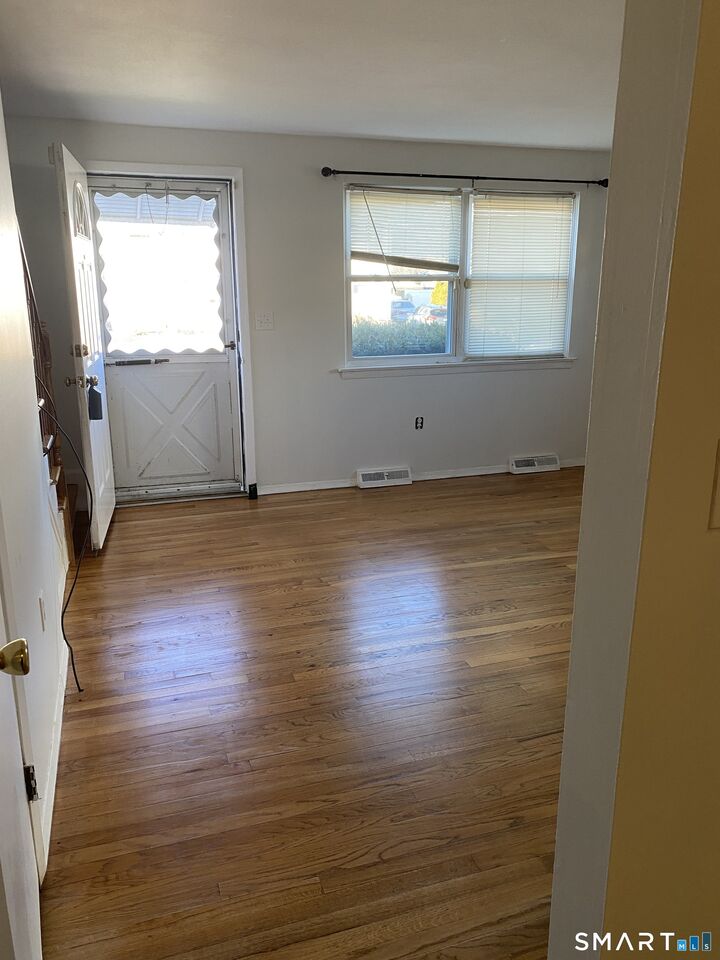 Property Photo:  27 Jerry Road  CT 06118 