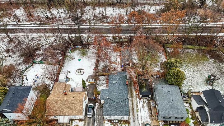 Photo de la propriété:  75 Avenue Street 1-2  ON L1H 2V1 