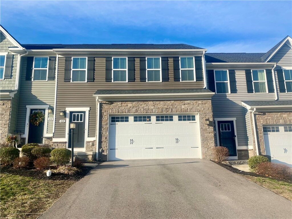Property Photo:  228 Frances Lane  PA 15057 
