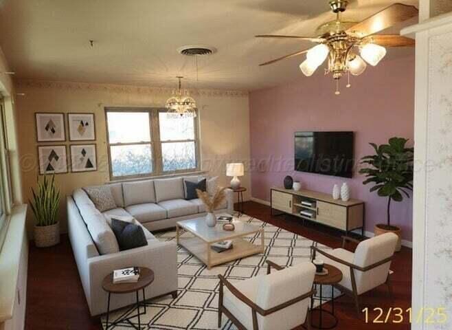 Property Photo:  3401 Sunlite Street  TX 79109-4339 