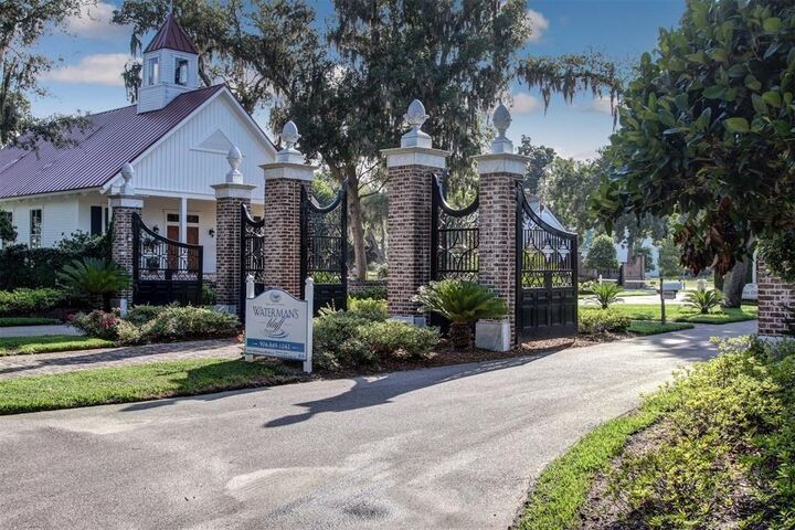 Property Photo:  28843 Grandview Manor  FL 32097 