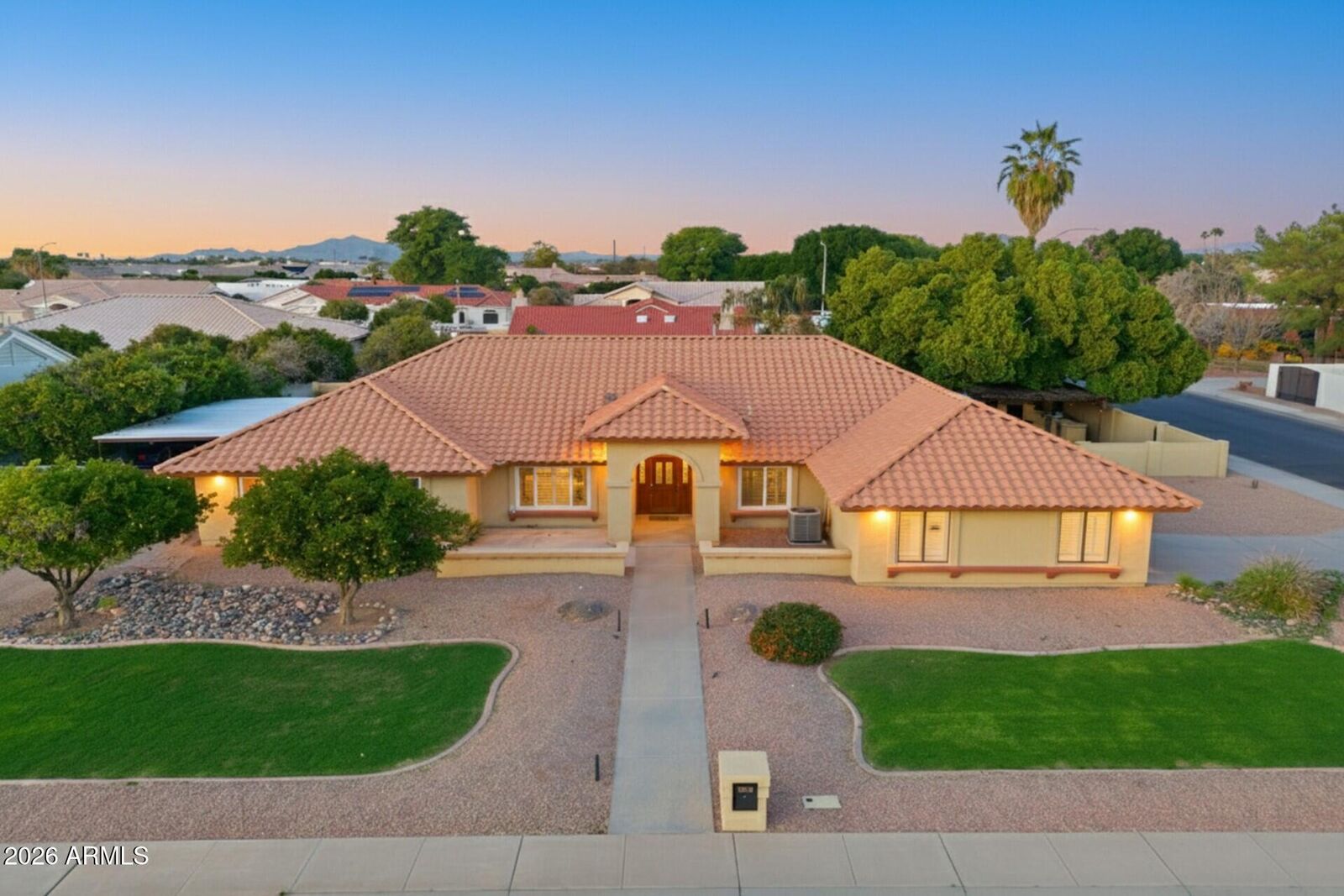 Property Photo:  4562 E Elmwood Street  AZ 85205 