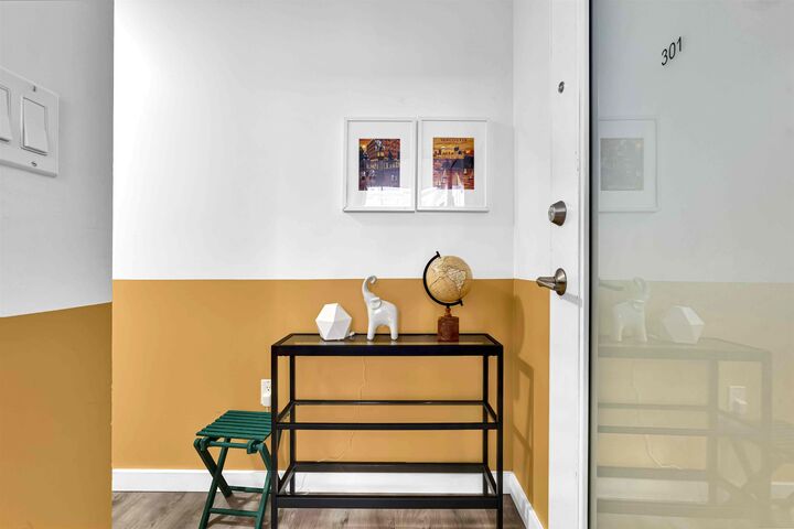 Property Photo:  370 Carrall Street 301  BC V6B 2J3 