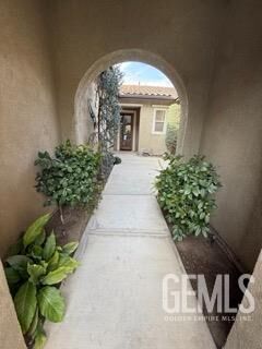 Property Photo:  4713 Cresta Verde Place  CA 93312 