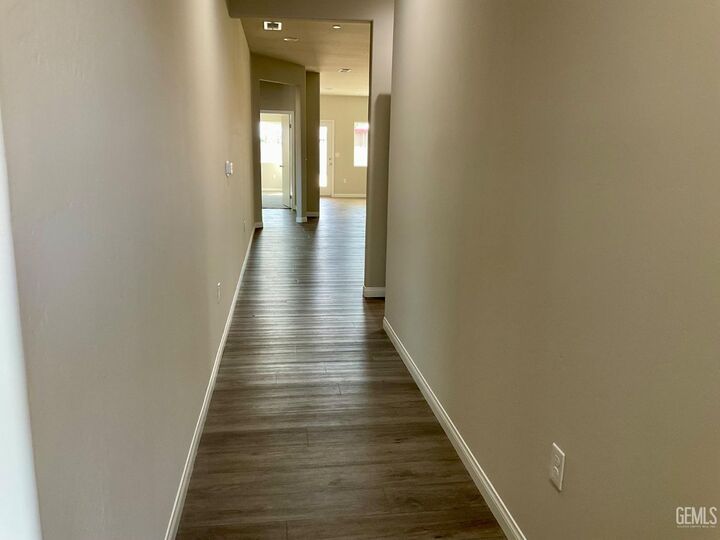 Property Photo: 5109 Cohiba Court CA 93307