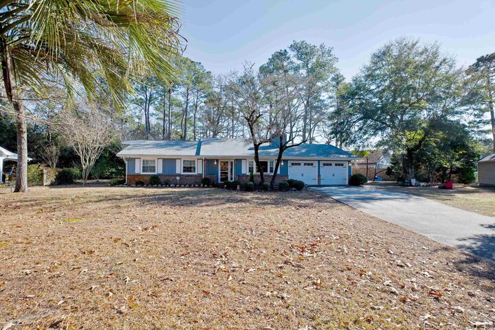 Property Photo:  5 Fairway Ct.  NC 28467 