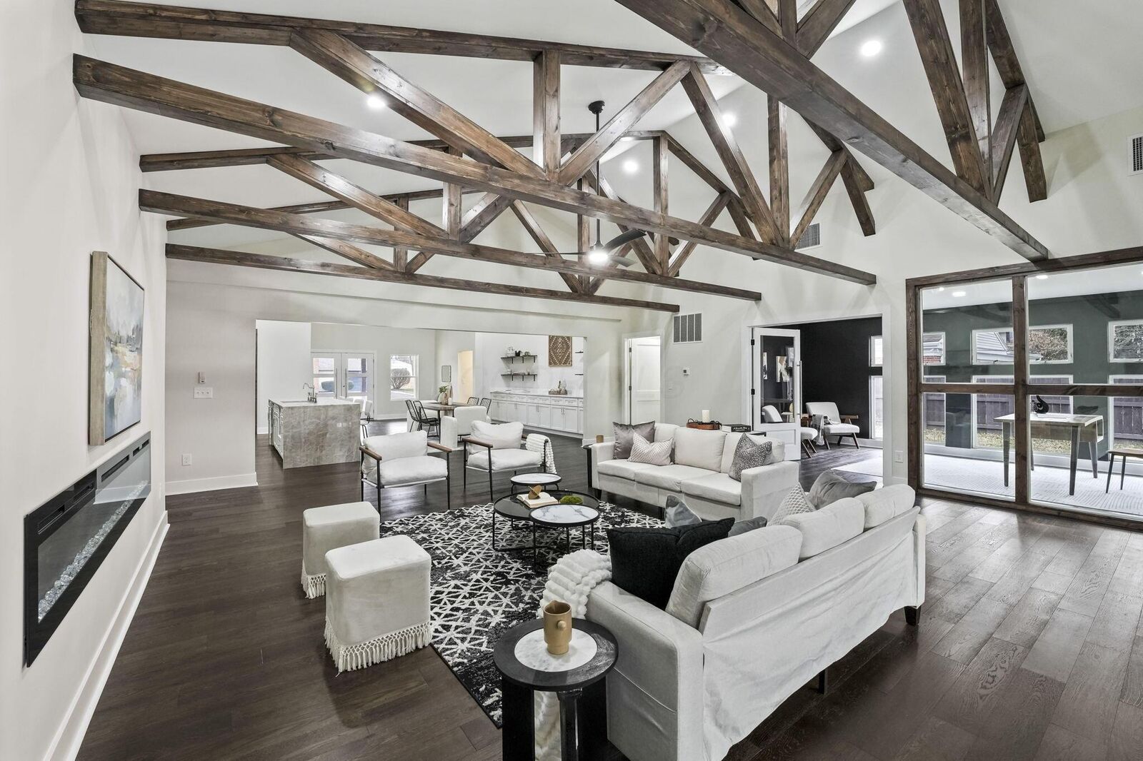 Property Photo:  2727 Westmont Boulevard  OH 43221 