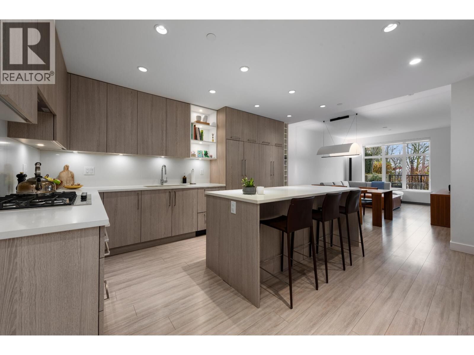 Property Photo:  733 East 3rd Street 110  BC V7L 1G8 