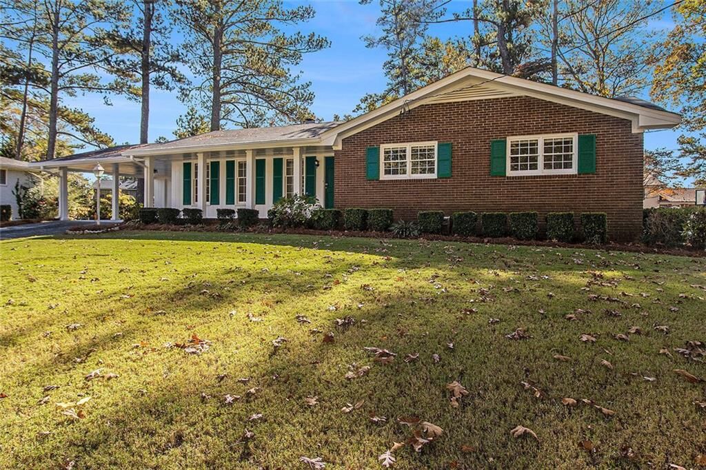 Property Photo:  2540 Thornton Drive  GA 30349 