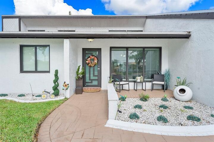 Property Photo:  400 NW 98th Avenue  FL 33024 