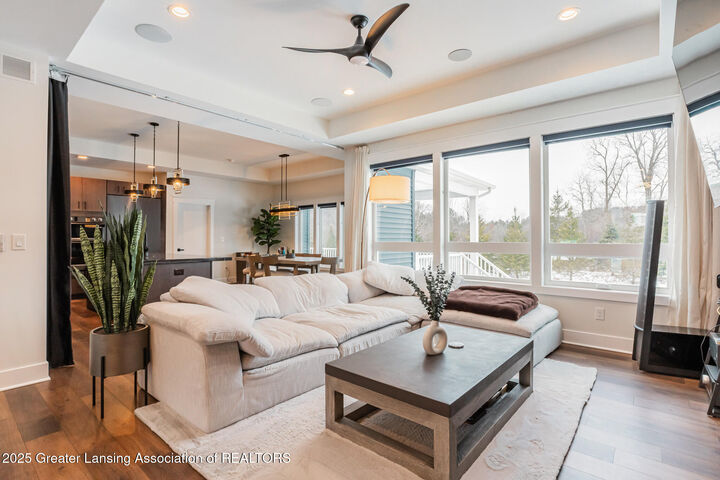 Property Photo:  6077 Sleepy Hollow Lane  MI 48823 