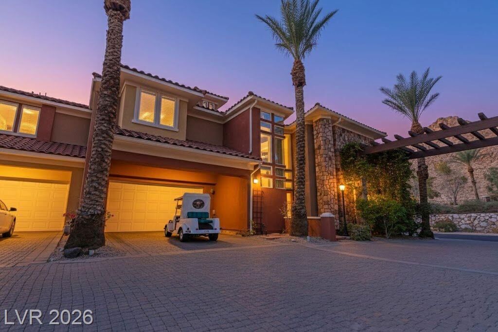 Property Photo:  18 Cerchio Alto  NV 89011 