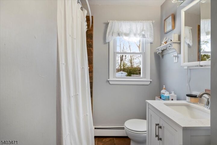 Property Photo:  413 Diggles Pl  NJ 07422 