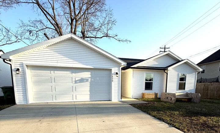 Property Photo:  1470 Kayak Lane  KY 42420 