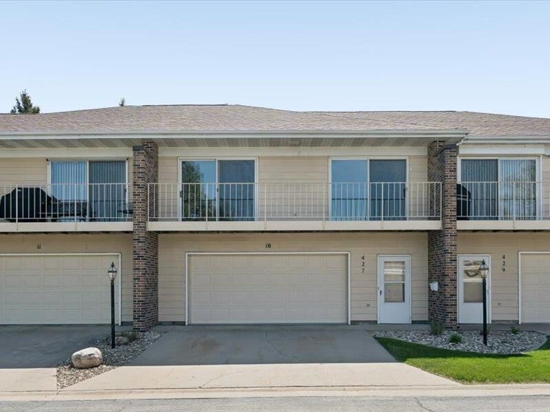 Property Photo:  427 SW 8th Avenue 10  IA 50677 
