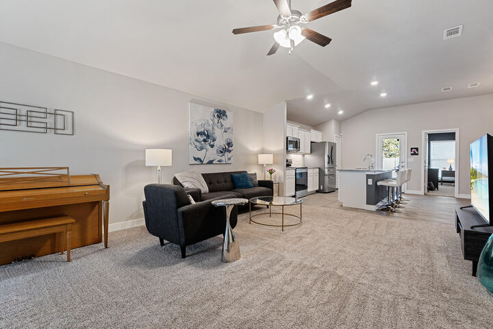 Property Photo: 3103 Urbana Avenue TX 79407