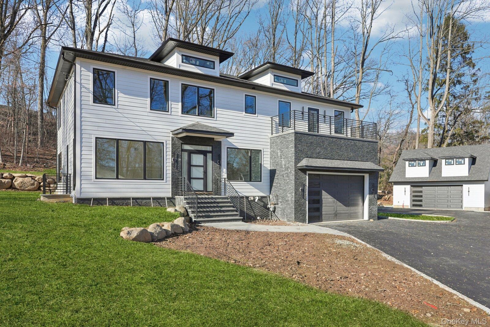 Property Photo:  400 Phillips Hill Road  NY 10956 