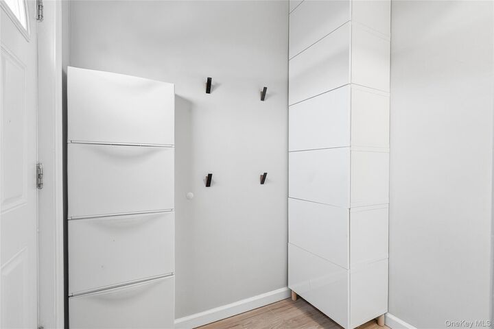 Property Photo:  78 Maple Avenue  NY 10956 