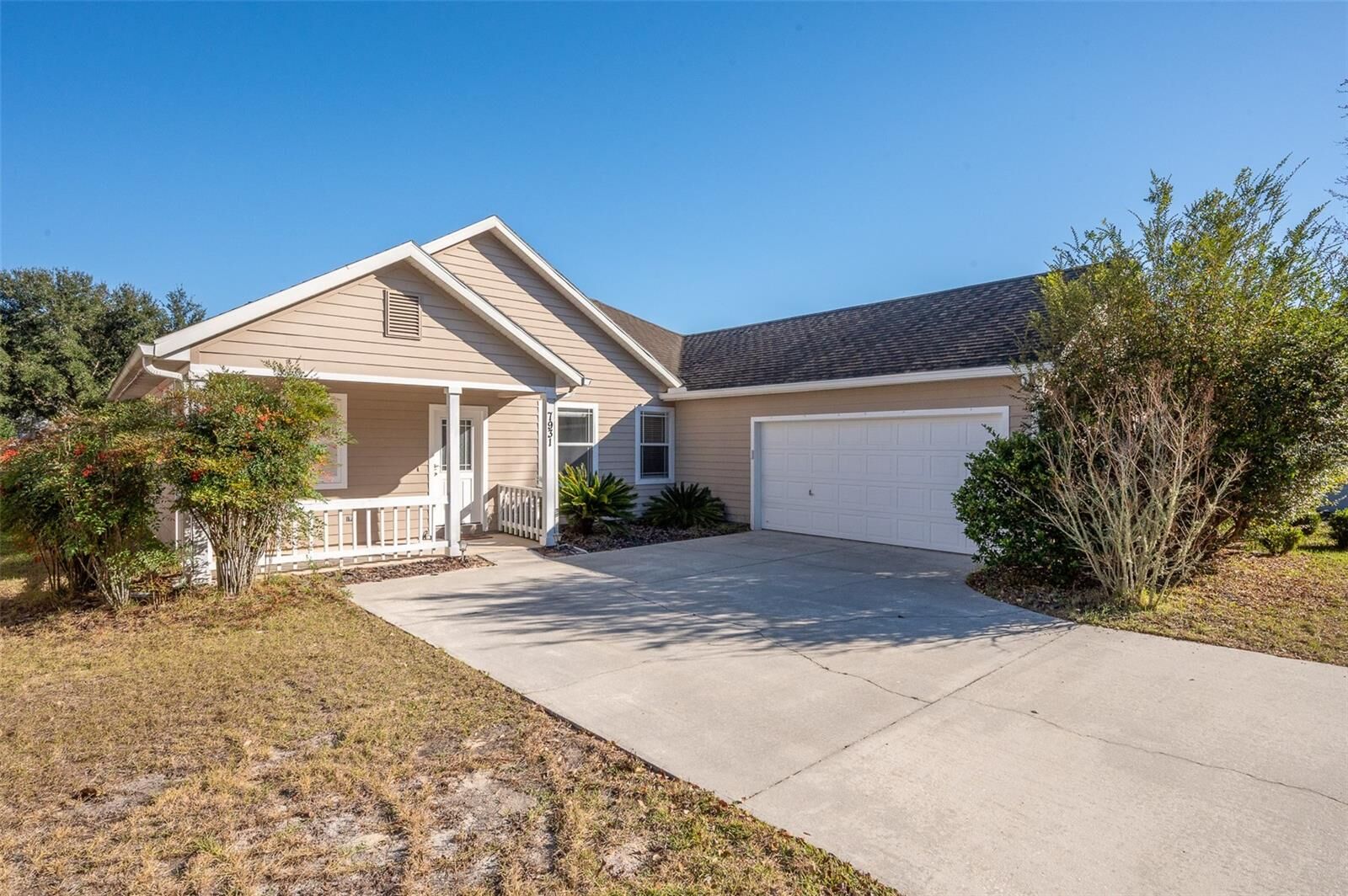 Property Photo:  7931 SW 88th Street  FL 32608 