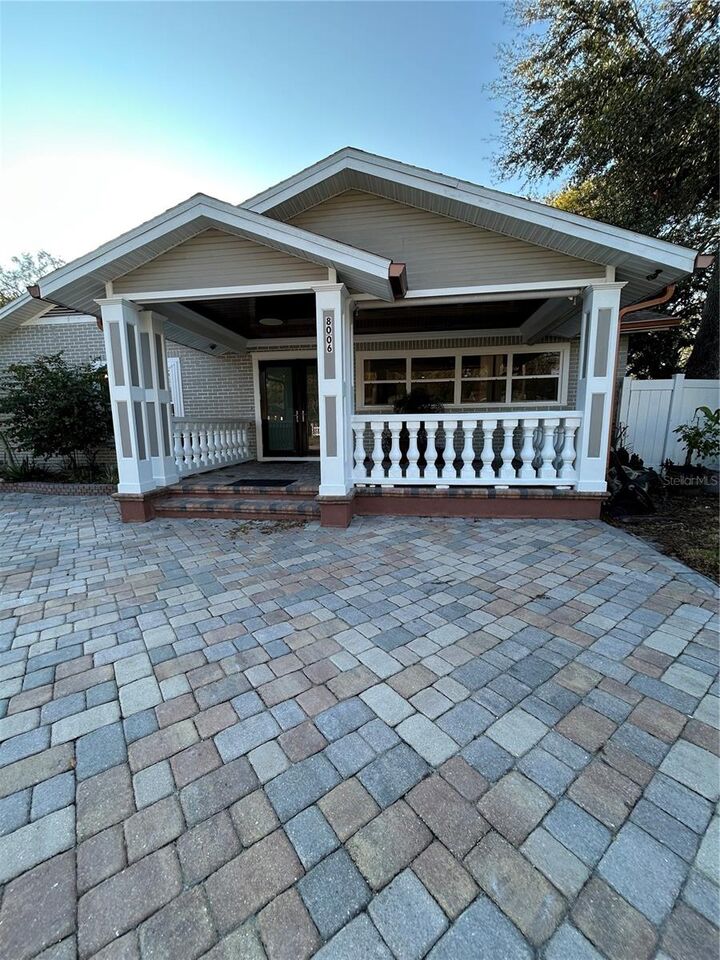 Property Photo: 8006 N Rome Avenue FL 33604