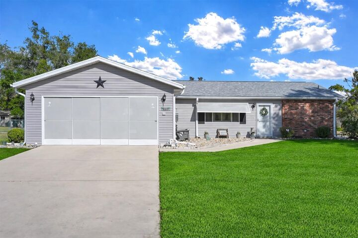 Property Photo:  8305 SW 107th Place  FL 34481 