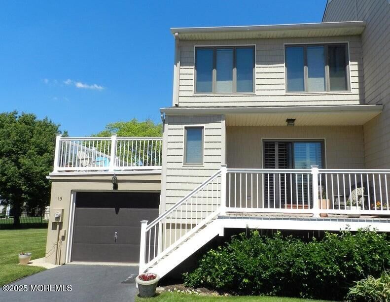 Property Photo:  15 Meredith Court  NJ 07750 