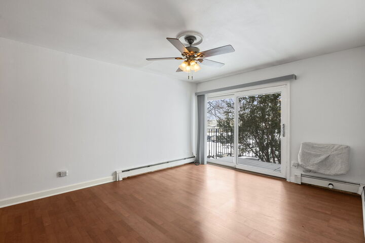 Property Photo:  1493 N Winslowe Drive 204  IL 60074 