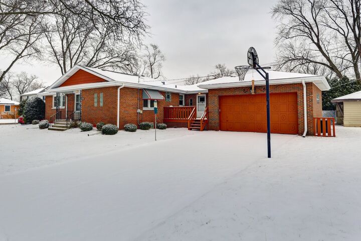Property Photo:  1850 Kensington Avenue  IL 60154 
