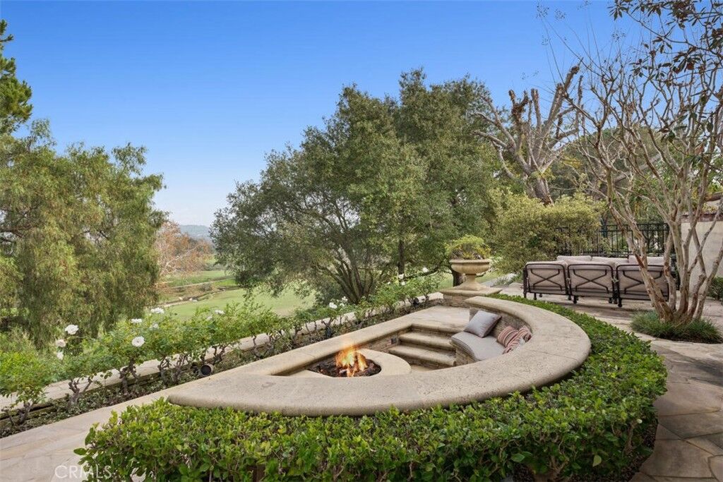 Property Photo:  25 Wildhawk  CA 92603 