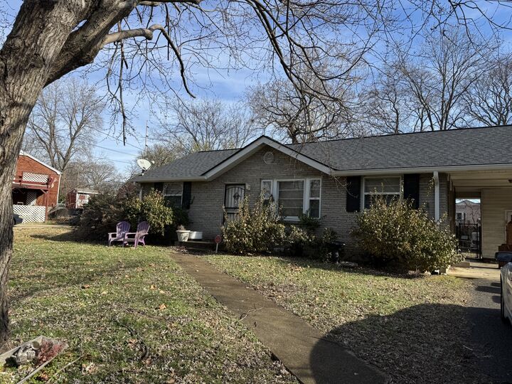 Property Photo:  904 Radford Dr  TN 37217 