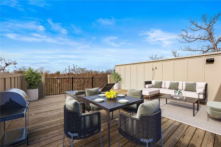 Property Photo: 1037 NW A Street AR 72712
