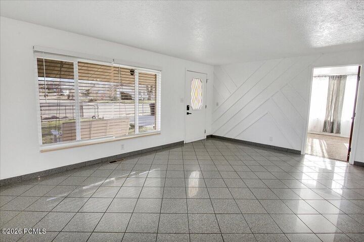 Property Photo: 2413 W 475 W UT 84015