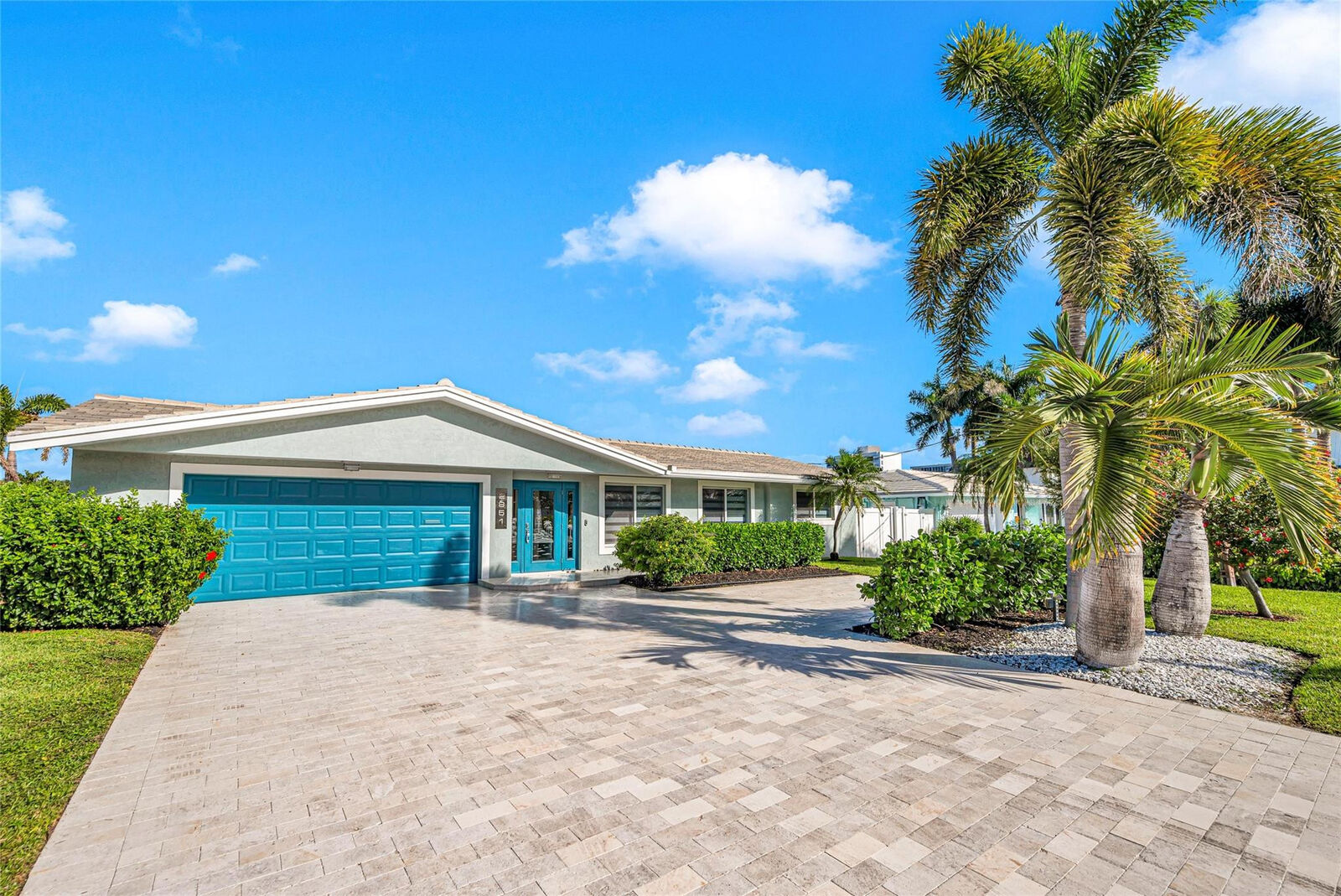 Property Photo: 2851 NE 9th Street FL 33062