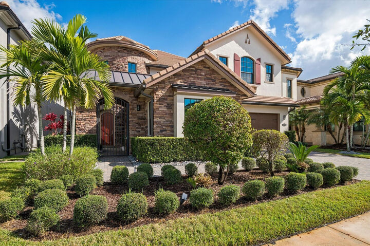 Property Photo:  11515 Horizon Road  FL 33076 