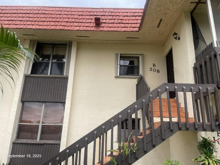 Property Photo: 840 NE 199th Street 208B FL 33179