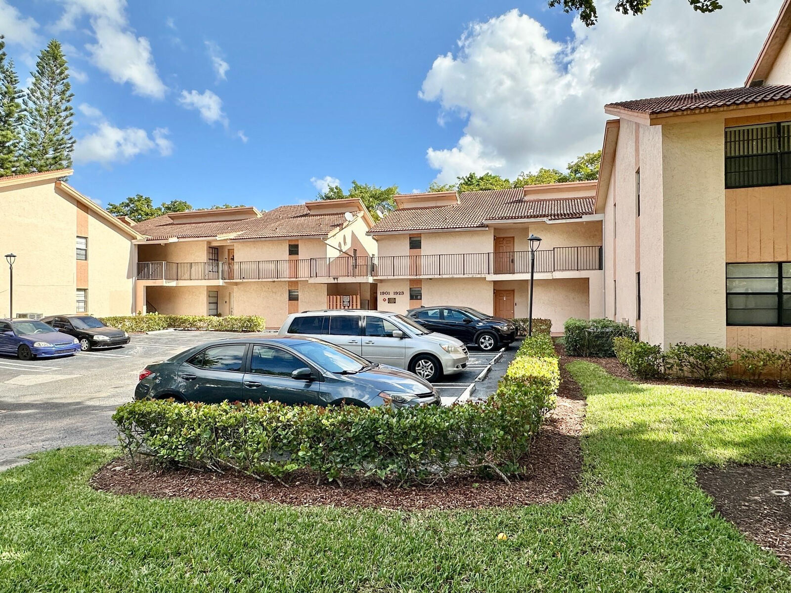 Property Photo:  1917 NW 94th Avenue 204A  FL 33071 