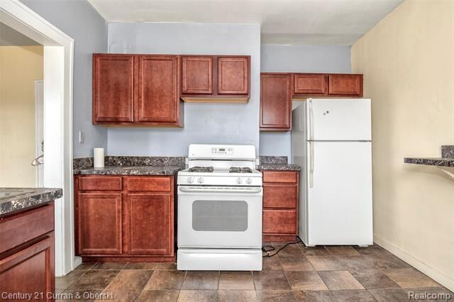 Property Photo:  2377 Oakdale Street  MI 48209 