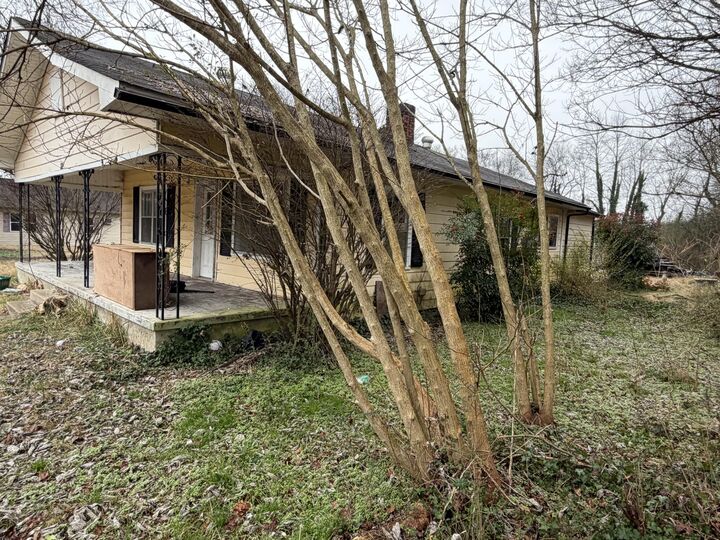 Property Photo:  483 Pikeville Avenue  TN 37338 