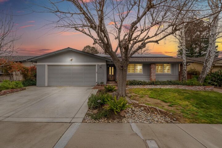 Property Photo:  5595 San Antonio Street  CA 94566 