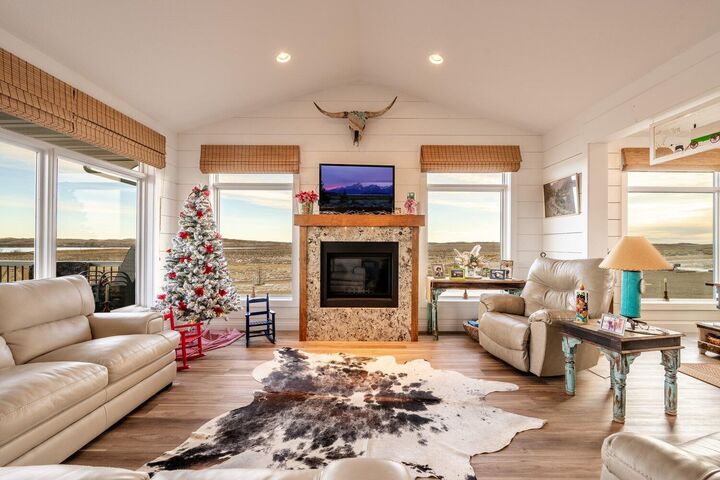 Property Photo:  105 Lake Desmet Road  WY 82834 