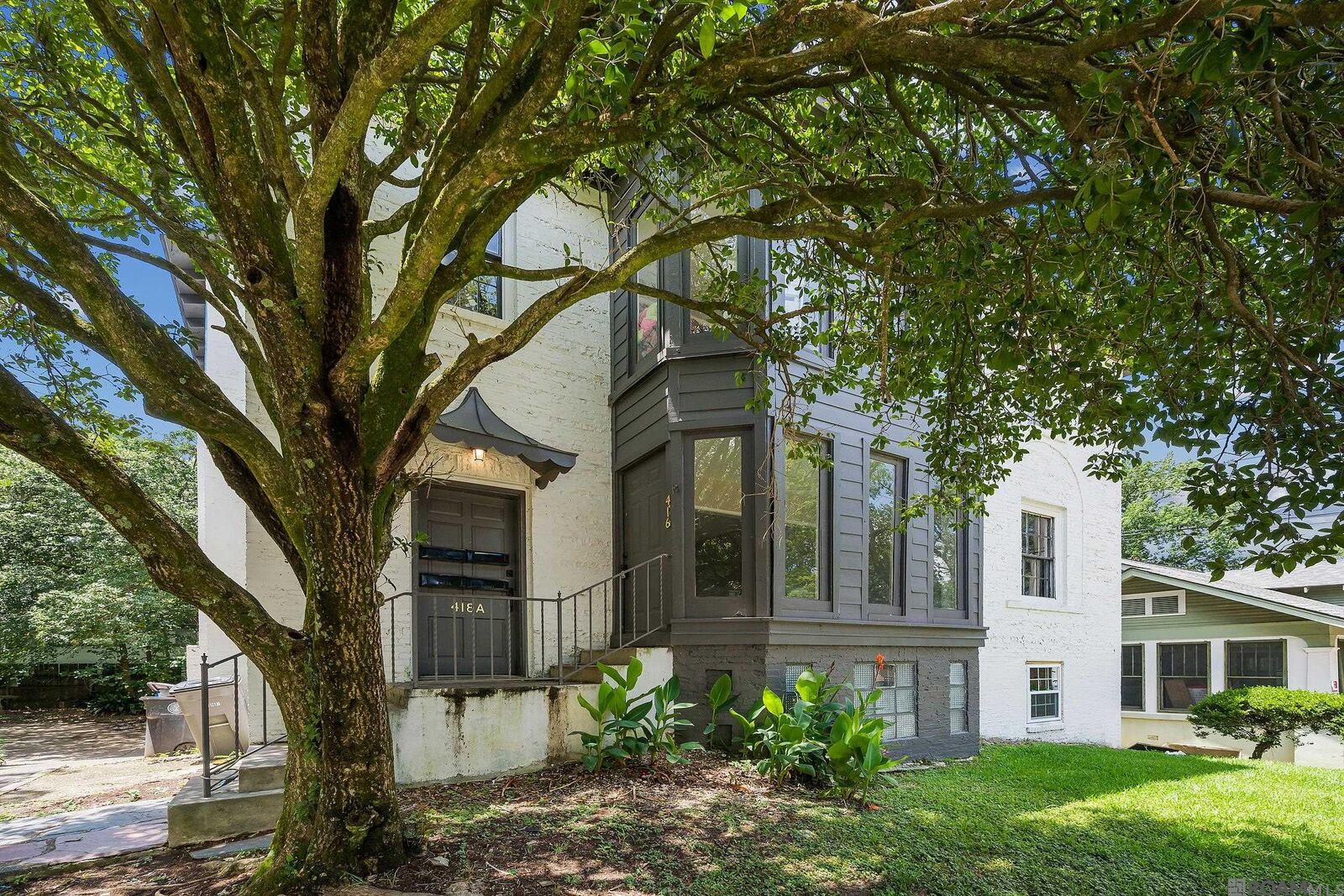 Property Photo:  418 E State St #B  LA 70802 