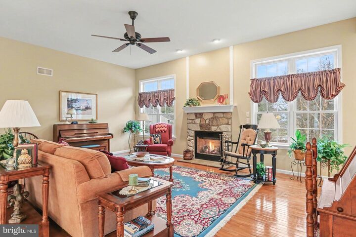 Property Photo:  905 Walnut Crest Dr L-0064 Drive  PA 17046 